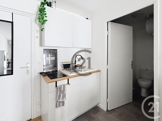 Appartement F1 &agrave; louer - 1 pi&egrave;ce - 30,10 m2 - Melun - 77 - ILE-DE-FRANCE