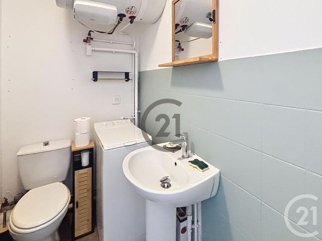 Appartement F1 &agrave; louer - 1 pi&egrave;ce - 30,10 m2 - Melun - 77 - ILE-DE-FRANCE