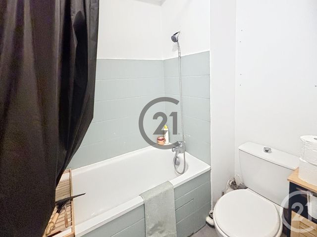 Appartement F1 &agrave; louer - 1 pi&egrave;ce - 30,10 m2 - Melun - 77 - ILE-DE-FRANCE