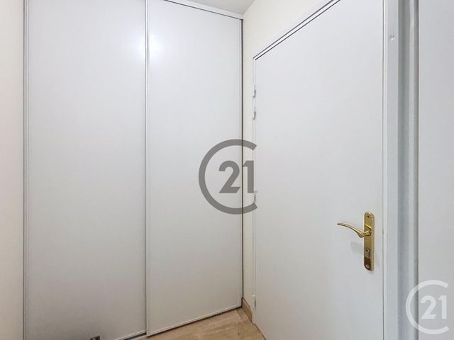 Appartement F2 &agrave; louer - 2 pi&egrave;ces - 42,33 m2 - Melun - 77 - ILE-DE-FRANCE