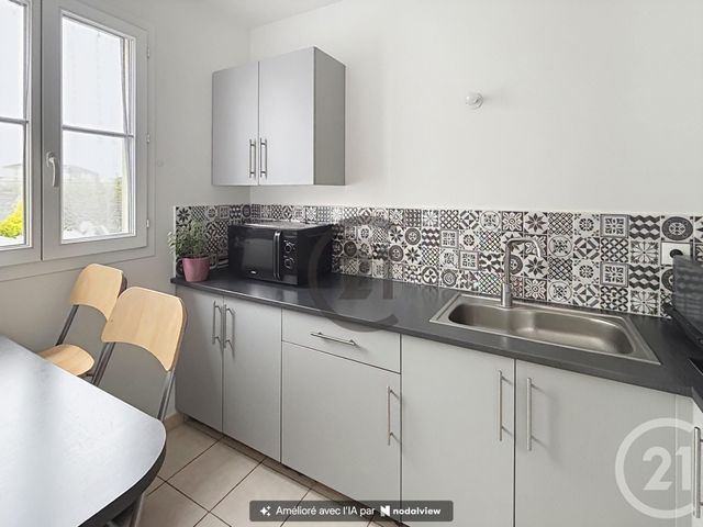 Appartement F2 &agrave; louer - 2 pi&egrave;ces - 42,33 m2 - Melun - 77 - ILE-DE-FRANCE
