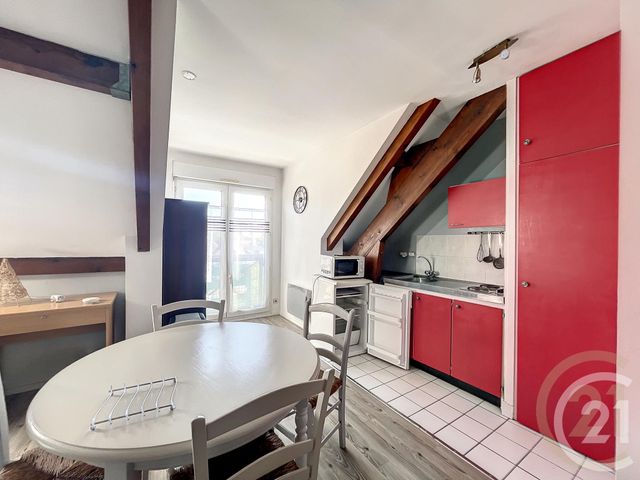 Appartement F1 &agrave; louer - 1 pi&egrave;ce - 31,27 m2 - Melun - 77 - ILE-DE-FRANCE