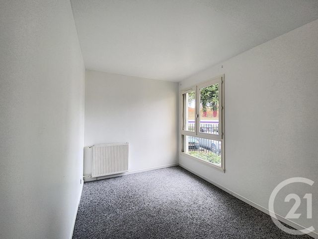 Appartement F4 &agrave; vendre - 4 pi&egrave;ces - 84,22 m2 - Melun - 77 - ILE-DE-FRANCE