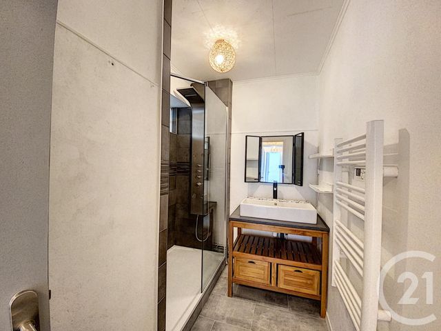 Appartement F4 &agrave; vendre - 4 pi&egrave;ces - 84,22 m2 - Melun - 77 - ILE-DE-FRANCE