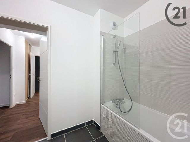 Appartement F3 &agrave; louer - 3 pi&egrave;ces - 58,96 m2 - Dammarie Les Lys - 77 - ILE-DE-FRANCE