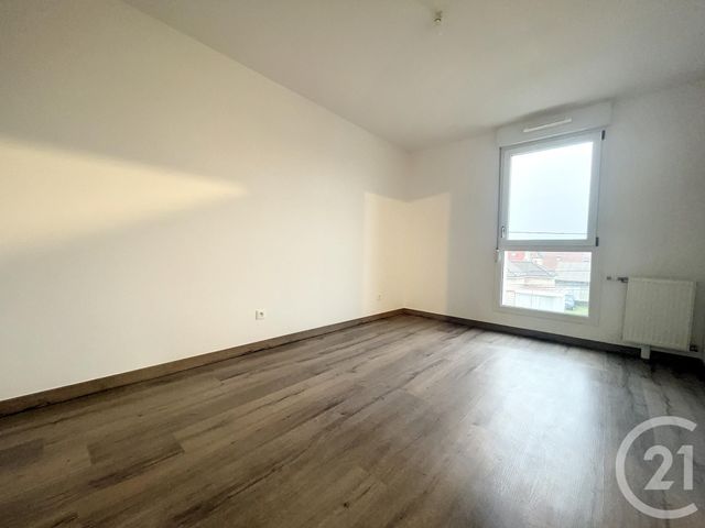 Appartement F2 &agrave; louer - 2 pi&egrave;ces - 38,50 m2 - Melun - 77 - ILE-DE-FRANCE