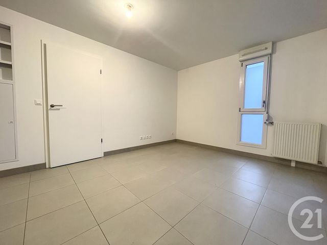 Appartement F2 &agrave; louer - 2 pi&egrave;ces - 38,50 m2 - Melun - 77 - ILE-DE-FRANCE