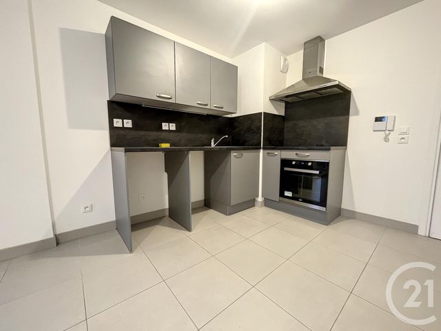 Appartement F2 &agrave; louer - 2 pi&egrave;ces - 38,50 m2 - Melun - 77 - ILE-DE-FRANCE