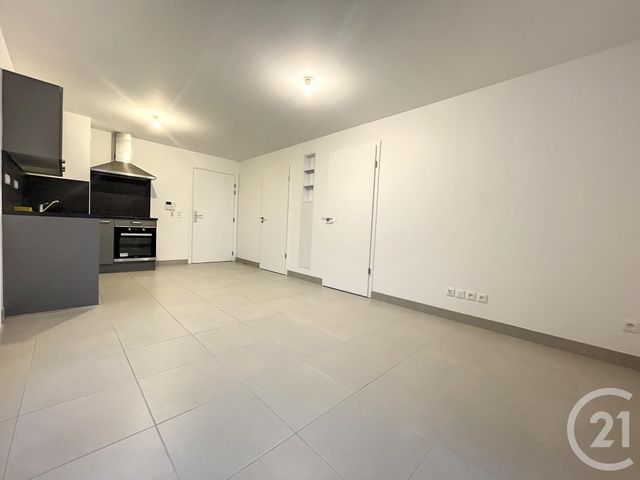 Appartement F2 &agrave; louer - 2 pi&egrave;ces - 38,50 m2 - Melun - 77 - ILE-DE-FRANCE