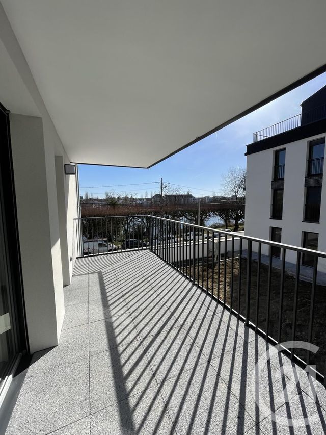 Appartement F3 &agrave; louer - 3 pi&egrave;ces - 60,50 m2 - Le Mee Sur Seine - 77 - ILE-DE-FRANCE