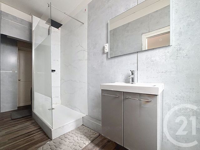 Appartement T3 &agrave; louer - 3 pi&egrave;ces - 63,36 m2 - Melun - 77 - ILE-DE-FRANCE