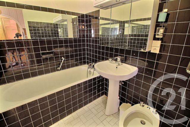 Appartement F2 &agrave; vendre - 4 pi&egrave;ces - 100 m2 - Evian Les Bains - 74 - RHONE-ALPES