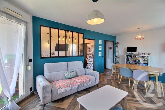 Appartement F4 &agrave; vendre - 4 pi&egrave;ces - 78,42 m2 - Evian Les Bains - 74 - RHONE-ALPES