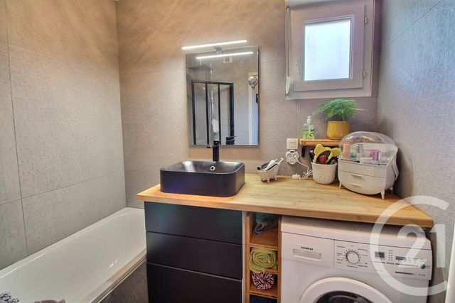 Appartement F4 &agrave; vendre - 4 pi&egrave;ces - 78,42 m2 - Evian Les Bains - 74 - RHONE-ALPES
