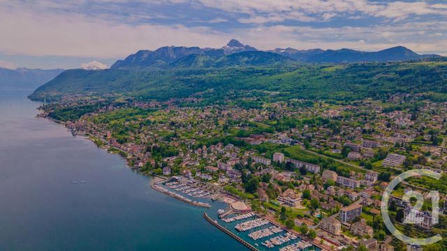 Appartement Studio &agrave; vendre - 1 pi&egrave;ce - 27,47 m2 - Evian Les Bains - 74 - RHONE-ALPES