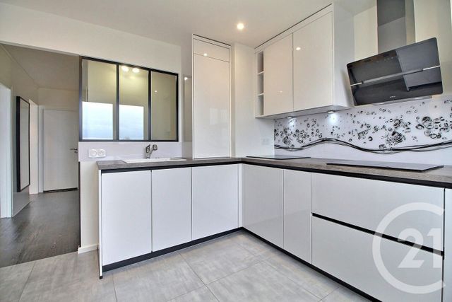 Appartement F4 &agrave; vendre - 4 pi&egrave;ces - 91,89 m2 - Evian Les Bains - 74 - RHONE-ALPES