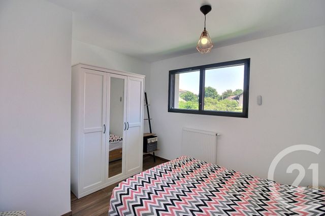 Maison &agrave; louer - 4 pi&egrave;ces - 87,80 m2 - Chens Sur Leman - 74 - RHONE-ALPES