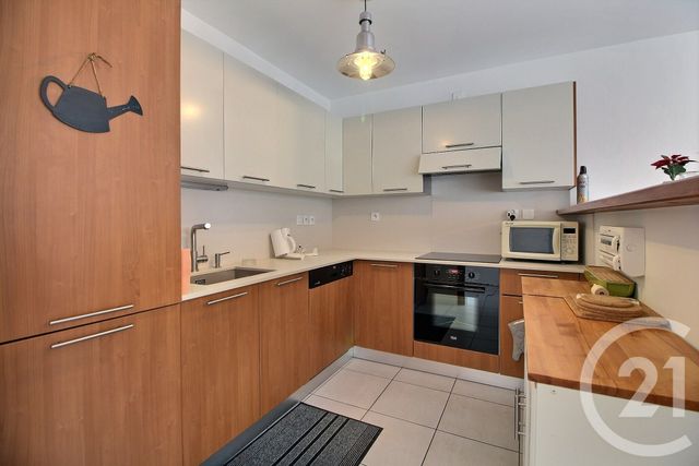 Appartement T4 &agrave; louer - 4 pi&egrave;ces - 86,28 m2 - Maxilly Sur Leman - 74 - RHONE-ALPES