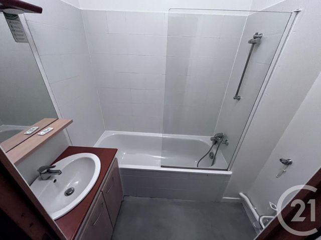 Appartement F3 &agrave; louer - 3 pi&egrave;ces - 46,07 m2 - Evian Les Bains - 74 - RHONE-ALPES