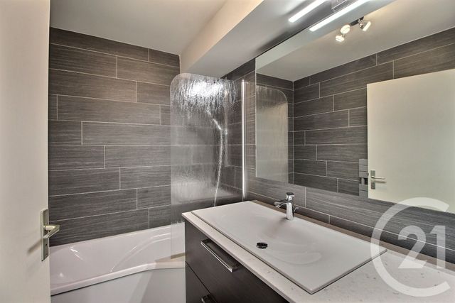 Appartement T2 &agrave; louer - 2 pi&egrave;ces - 49,73 m2 - Thonon Les Bains - 74 - RHONE-ALPES