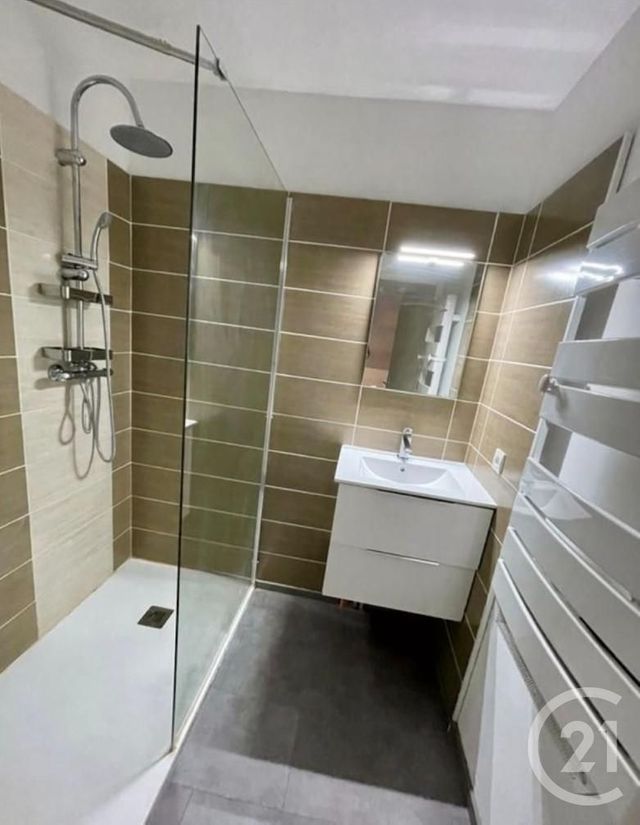 Appartement F4 &agrave; louer - 4 pi&egrave;ces - 72,09 m2 - Thonon Les Bains - 74 - RHONE-ALPES