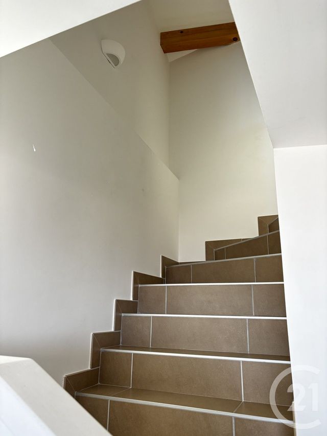 Appartement T3 &agrave; louer - 3 pi&egrave;ces - 44,96 m2 - Evian Les Bains - 74 - RHONE-ALPES