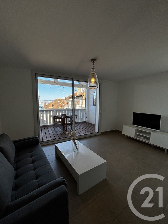 Appartement T3 &agrave; louer - 3 pi&egrave;ces - 44,96 m2 - Evian Les Bains - 74 - RHONE-ALPES