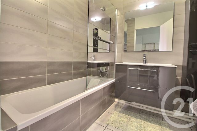 Appartement F4 &agrave; vendre - 4 pi&egrave;ces - 79,65 m2 - Publier - 74 - RHONE-ALPES