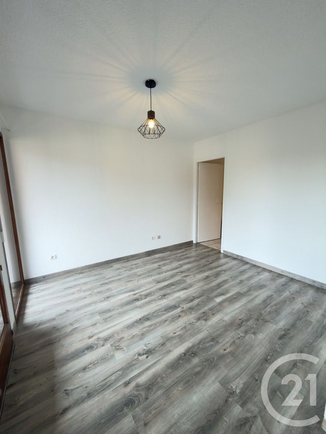 Appartement T2 &agrave; louer - 2 pi&egrave;ces - 35,27 m2 - Douvaine - 74 - RHONE-ALPES