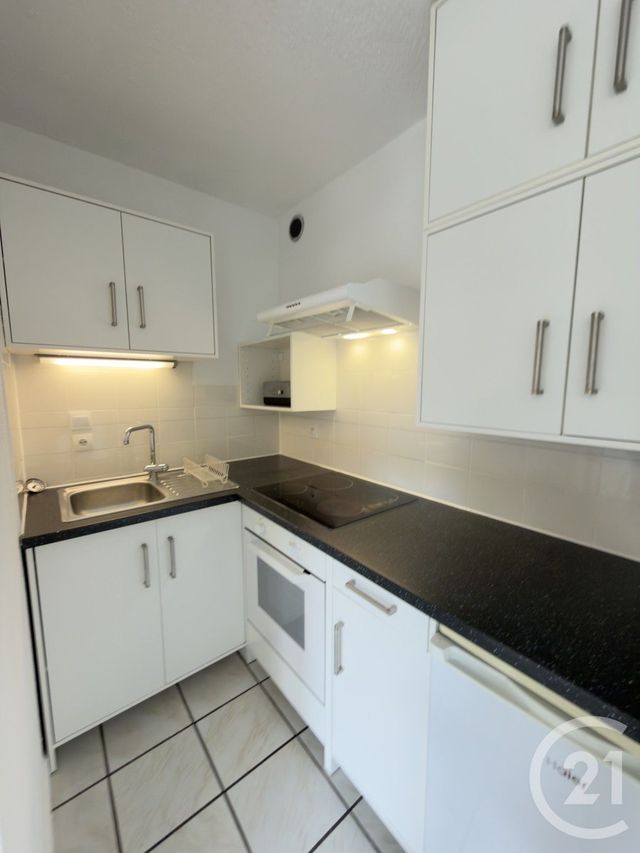Appartement T2 &agrave; louer - 2 pi&egrave;ces - 35,27 m2 - Douvaine - 74 - RHONE-ALPES