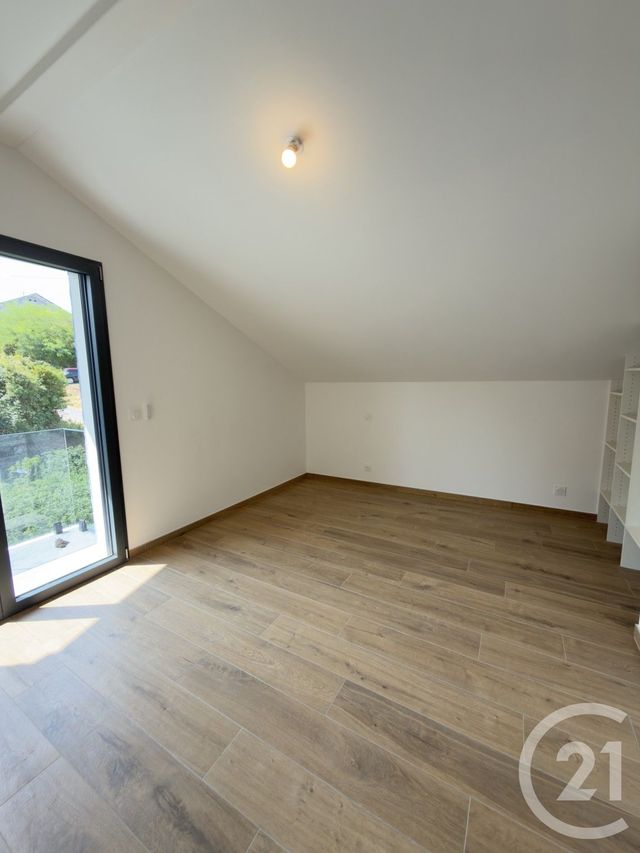 Maison &agrave; louer - 5 pi&egrave;ces - 137,50 m2 - Publier - 74 - RHONE-ALPES