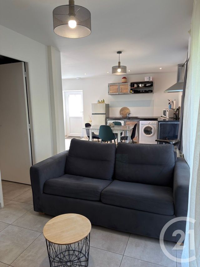 Appartement T3 &agrave; louer - 3 pi&egrave;ces - 39,65 m2 - Evian Les Bains - 74 - RHONE-ALPES