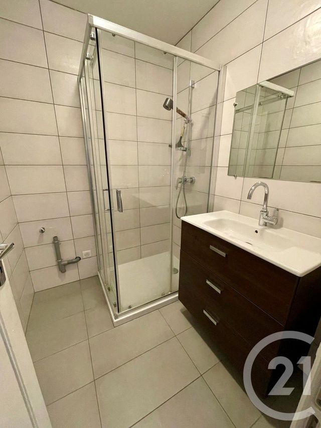 Appartement F3 &agrave; louer - 3 pi&egrave;ces - 69,68 m2 - Evian Les Bains - 74 - RHONE-ALPES