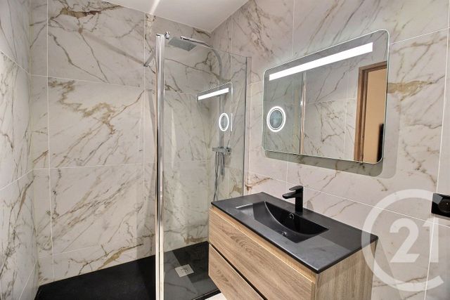 Maison à vendre - 5 pièces - 141,31 m2 - Chateauneuf Grasse - 06 - PROVENCE-ALPES-COTE-D-AZUR