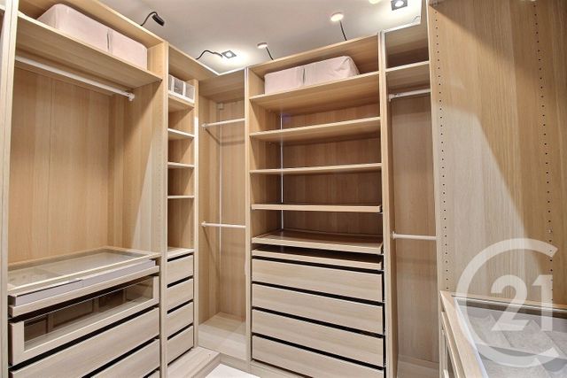 Maison à vendre - 5 pièces - 141,31 m2 - Chateauneuf Grasse - 06 - PROVENCE-ALPES-COTE-D-AZUR