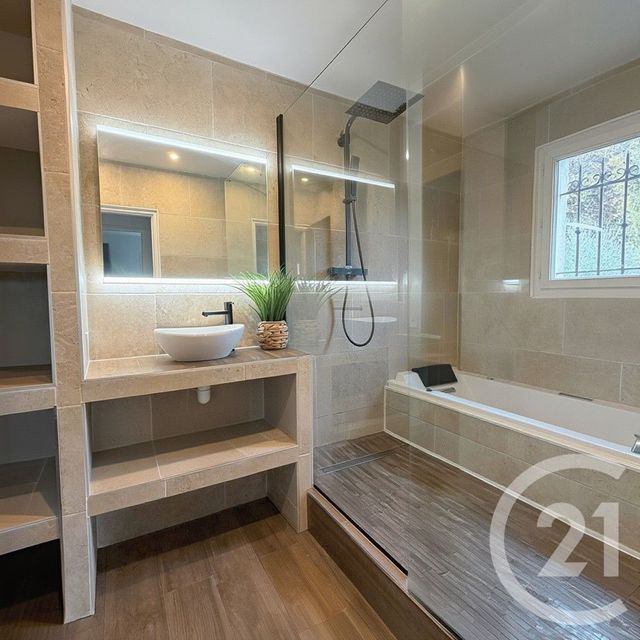 Maison à vendre - 4 pièces - 120 m2 - Valbonne - 06 - PROVENCE-ALPES-COTE-D-AZUR