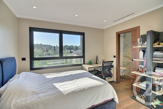 Maison à vendre - 5 pièces - 175 m2 - Valbonne - 06 - PROVENCE-ALPES-COTE-D-AZUR