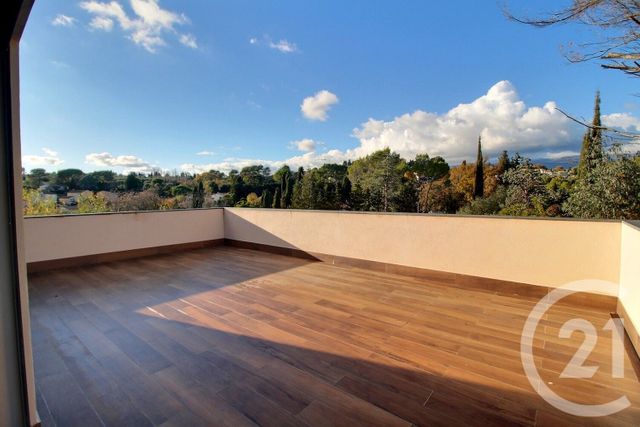 Maison à vendre - 5 pièces - 175 m2 - Valbonne - 06 - PROVENCE-ALPES-COTE-D-AZUR