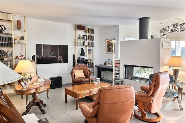 Maison &agrave; vendre - 7 pi&egrave;ces - 203,65 m2 - Valbonne - 06 - PROVENCE-ALPES-COTE-D-AZUR