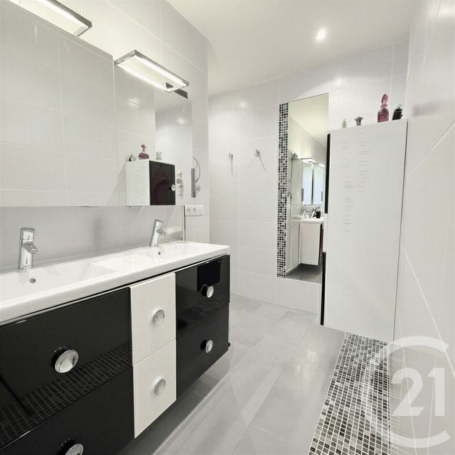 Maison &agrave; vendre - 7 pi&egrave;ces - 203,65 m2 - Valbonne - 06 - PROVENCE-ALPES-COTE-D-AZUR