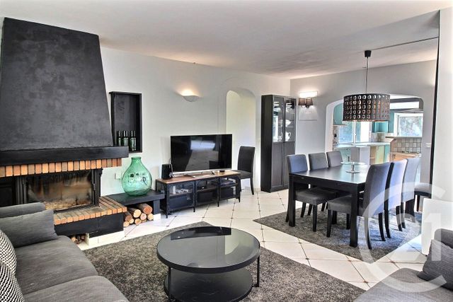 Maison à vendre - 5 pièces - 143 m2 - Chateauneuf Grasse - 06 - PROVENCE-ALPES-COTE-D-AZUR