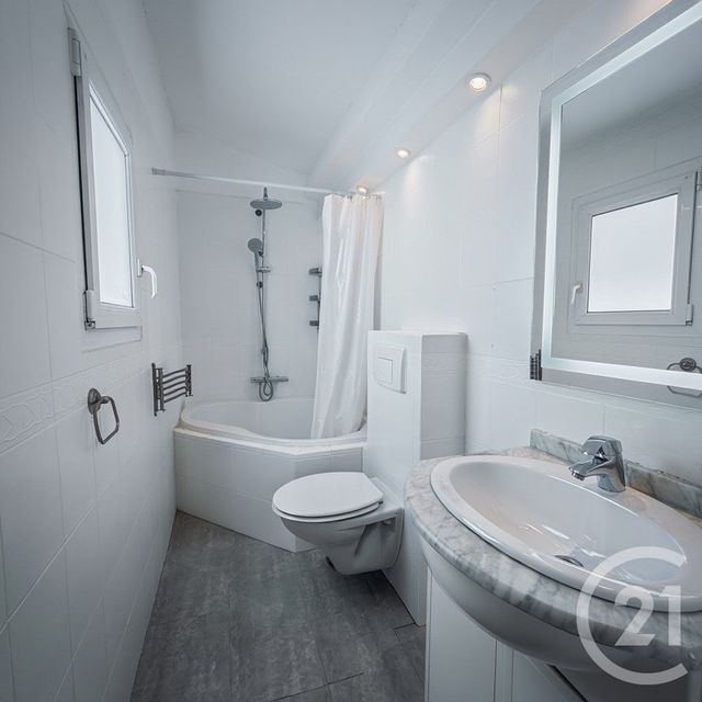 Maison à vendre - 5 pièces - 143 m2 - Chateauneuf Grasse - 06 - PROVENCE-ALPES-COTE-D-AZUR