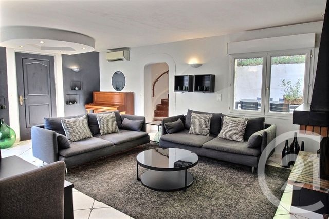 Maison à vendre - 5 pièces - 143 m2 - Chateauneuf Grasse - 06 - PROVENCE-ALPES-COTE-D-AZUR