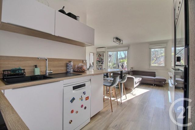 Appartement F4 &agrave; vendre - 4 pi&egrave;ces - 77 m2 - Valbonne - 06 - PROVENCE-ALPES-COTE-D-AZUR