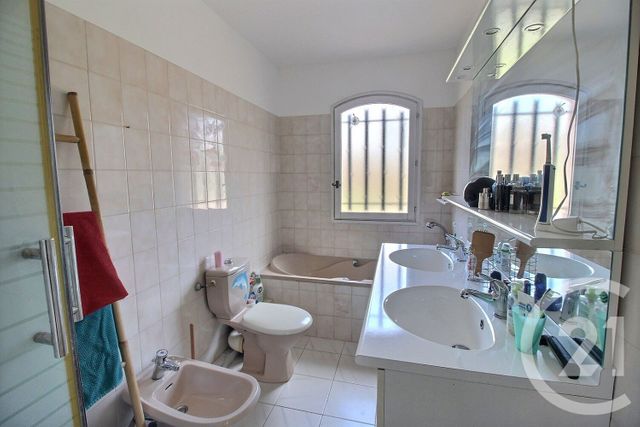 Maison &agrave; vendre - 6 pi&egrave;ces - 162,89 m2 - Valbonne - 06 - PROVENCE-ALPES-COTE-D-AZUR