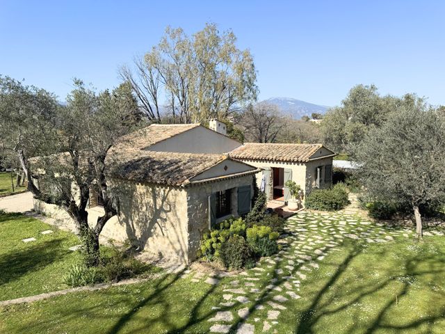  - CHATEAUNEUF GRASSE - 