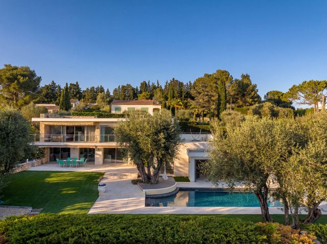 Maison &agrave; vendre - 5 pi&egrave;ces - 210 m2 - Valbonne - 06 - PROVENCE-ALPES-COTE-D-AZUR