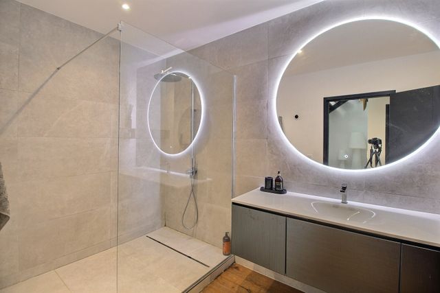 Maison &agrave; vendre - 7 pi&egrave;ces - 293,28 m2 - Valbonne - 06 - PROVENCE-ALPES-COTE-D-AZUR