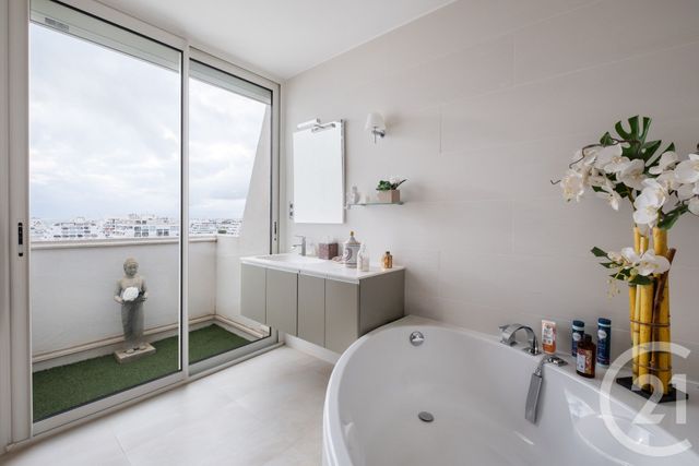 Appartement T4 &agrave; vendre - 4 pi&egrave;ces - 113 m2 - La Grande Motte - 34 - LANGUEDOC-ROUSSILLON