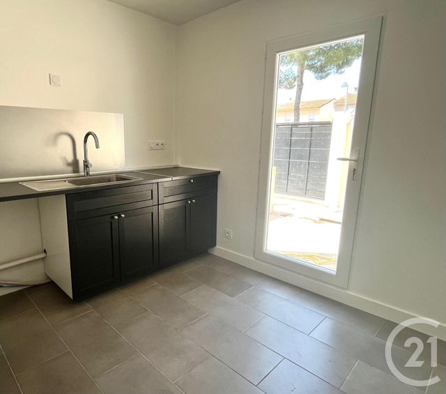 Maison &agrave; louer - 5 pi&egrave;ces - 100,89 m2 - La Grande Motte - 34 - LANGUEDOC-ROUSSILLON